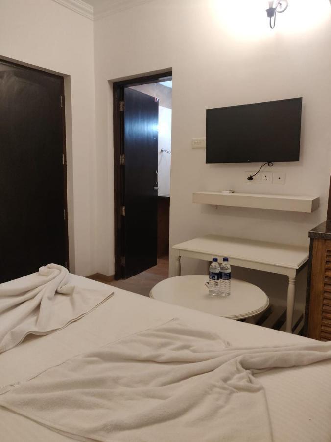 Studio Apartment By Leela Homes อาร์โปรา ภายนอก รูปภาพ