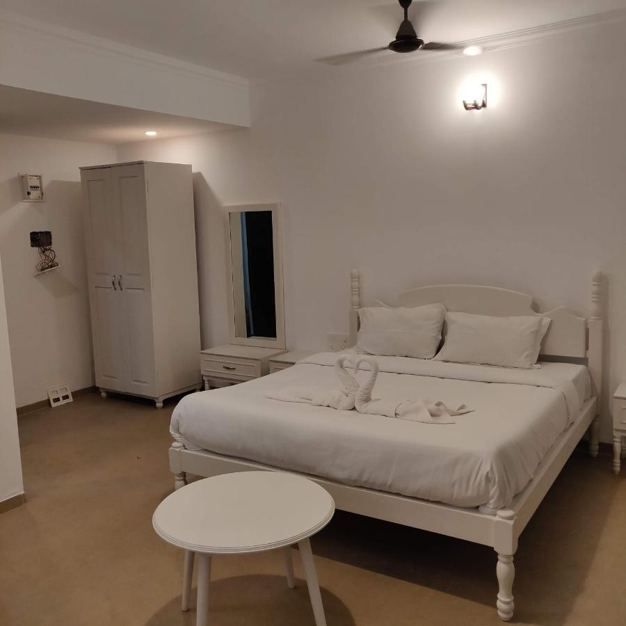 Studio Apartment By Leela Homes อาร์โปรา ภายนอก รูปภาพ